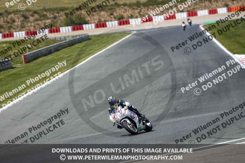 cadwell no limits trackday;cadwell park;cadwell park photographs;cadwell trackday photographs;enduro digital images;event digital images;eventdigitalimages;navarra;no limits trackdays;peter wileman photography;racing digital images;trackday digital images;trackday photos